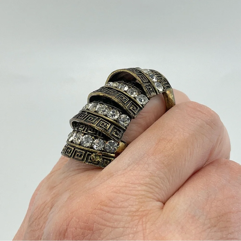 Gothic Cocktail Ring,  Articulated Knuckle Ring, Antique Gold & Clear Crystals
